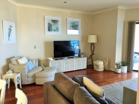 A Point Of View - Accommodation Ballina 2