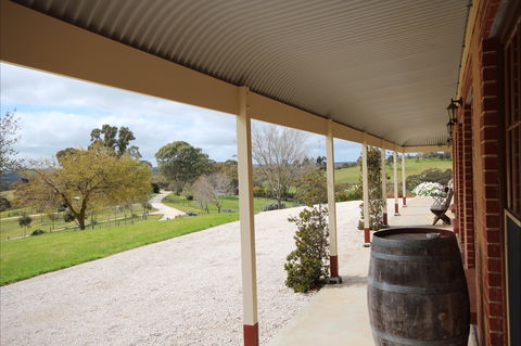 Clare View Accommodation - Clare View House - Accommodation Ballina 1