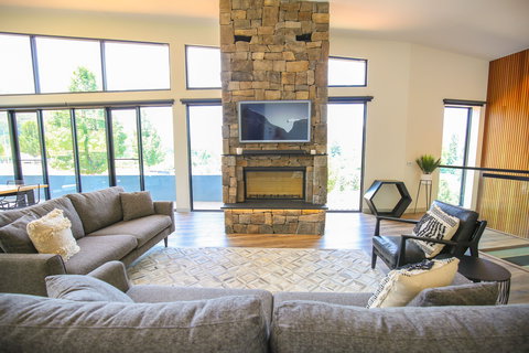 Glass House - Accommodation Ballina 0