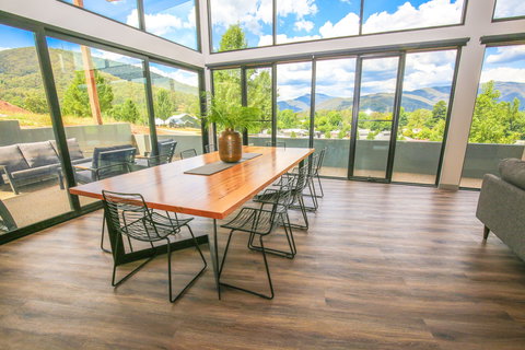 Glass House - Accommodation Ballina 1