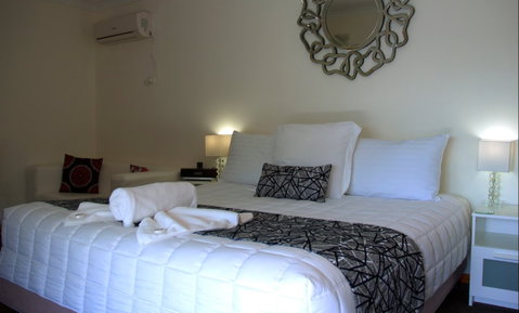 Karuah Motor Inn - Accommodation Ballina 0