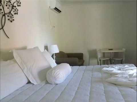 Karuah Motor Inn - Accommodation Ballina 1