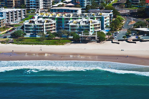 Rolling Surf Resort - Accommodation Ballina 0
