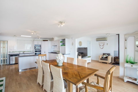 Seaside Holiday Home - Accommodation Ballina 2