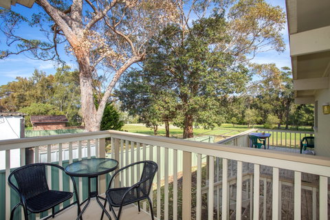 Villa De Golf At Mollymook - Accommodation Ballina 0