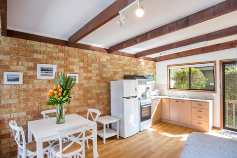 Villa De Golf At Mollymook - Accommodation Ballina 1