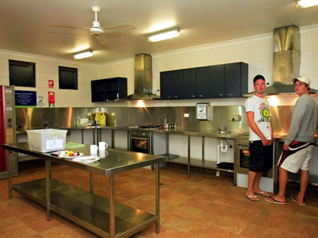 Blue Reef Backpackers - Accommodation Ballina 1
