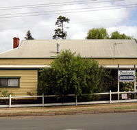 Pemberton Backpackers YHA  Budget Cottages - Accommodation Ballina