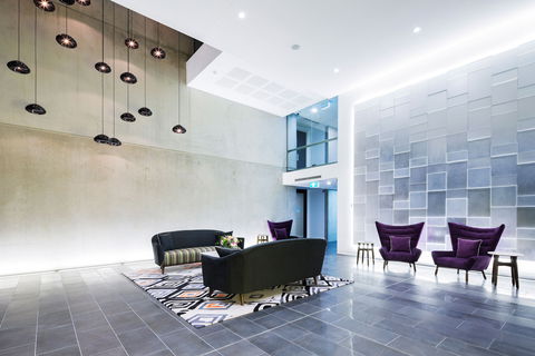 Avenue Hotel Canberra - Accommodation Ballina 1