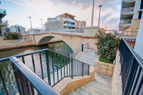 Dolphin Quay 3 Bedroom Apartment - Accommodation Ballina 0