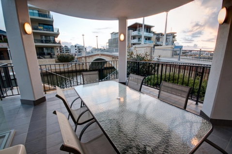Dolphin Quay 3 Bedroom Apartment - Accommodation Ballina 1