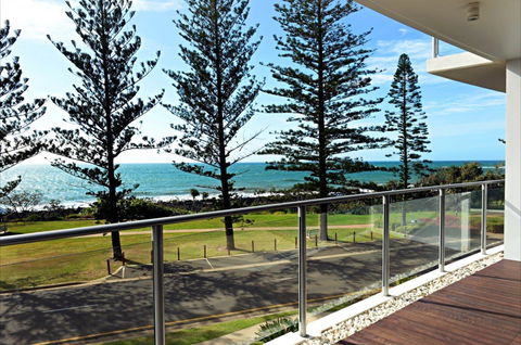 Manta Bargara Resort - Accommodation Ballina 0