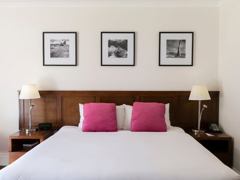 Mercure Canberra - Accommodation Ballina 1