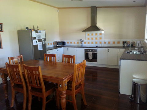 Phoenix Cottage - Accommodation Ballina 0