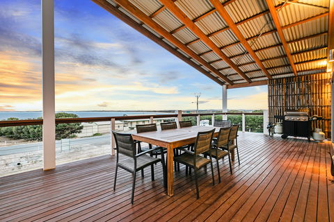 Sceale Bay Seaview Escape - Accommodation Ballina 1