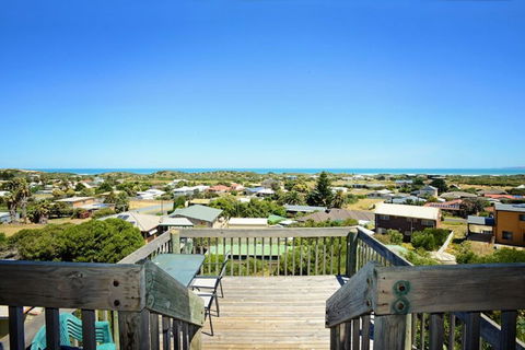3 Henley Street - Goolwa Beach - Accommodation Ballina 0