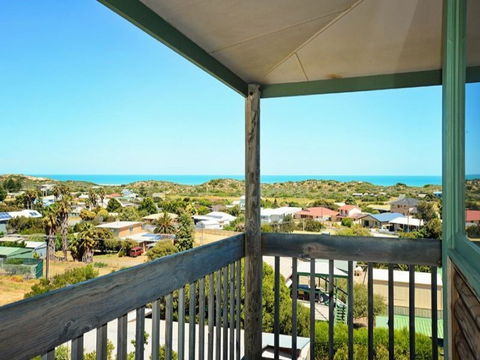 3 Henley Street - Goolwa Beach - Accommodation Ballina 1
