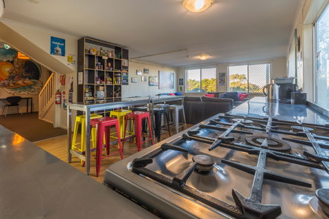 Bells Beach Backpackers - Accommodation Ballina 1