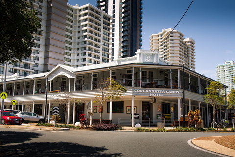 Coolangatta Sands Hotel - Accommodation Ballina 0