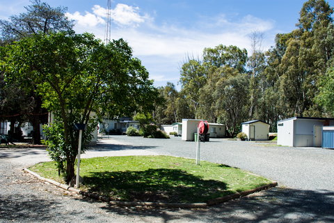 Deniliquin Car-O-Tel And Caravan Park - Accommodation Ballina 0