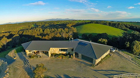 Eagle Rock Retreat - Accommodation Ballina 0