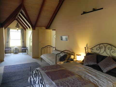 Longbeach Clifftop Retreat - Accommodation Ballina 1