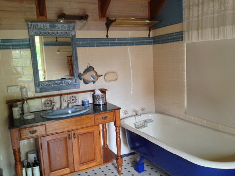 Longbeach Clifftop Retreat - Accommodation Ballina 2