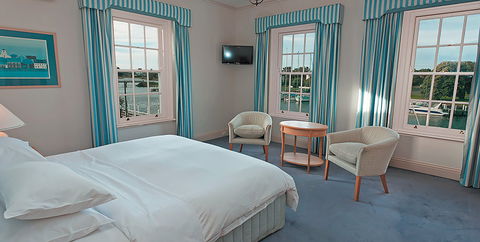 Oscars Waterfront Boutique Hotel - Accommodation Ballina 1
