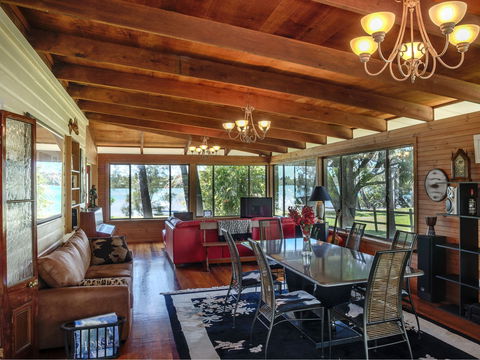 Riverside Holiday Retreat Yamba - Accommodation Ballina 2