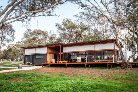 Strawhouse - Accommodation Ballina 1