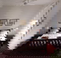 The Corner Hotel Alexandra