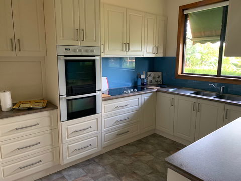 Timboon Manor - Accommodation Ballina 1