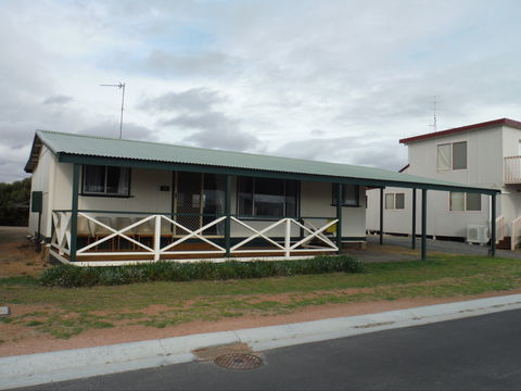 Beach Escape - Accommodation Ballina 0