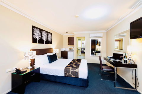 Best Western PLUS Ambassador On Ruthven - Accommodation Ballina 0
