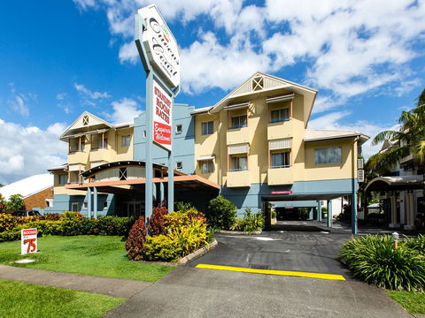 Cairns Queens Court - Accommodation Ballina 0