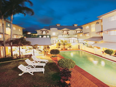 Cairns Queens Court - Accommodation Ballina 2