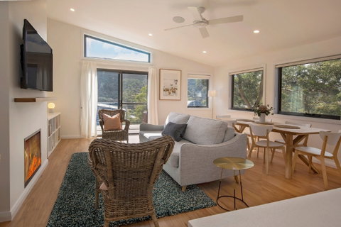 Grasmere Chalet - Accommodation Ballina 0