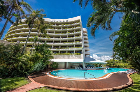 Hilton Cairns - Accommodation Ballina 0