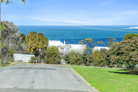 Islandview - Hayborough - Accommodation Ballina 1