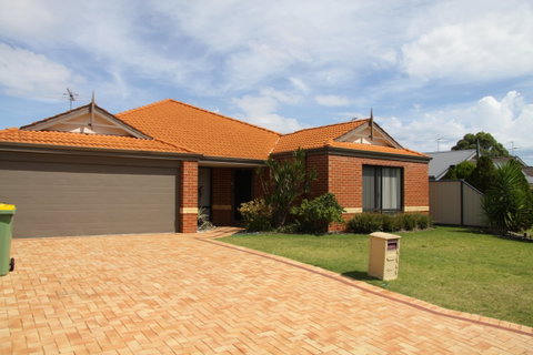 Mandurah Golf Links Retreat - Accommodation Ballina 0