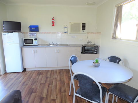 Moonta Bay Cabins - Cabin 3 - Accommodation Ballina 1