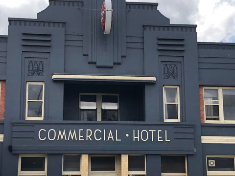 The Commercial Hotel Mansfield - Accommodation Ballina 0