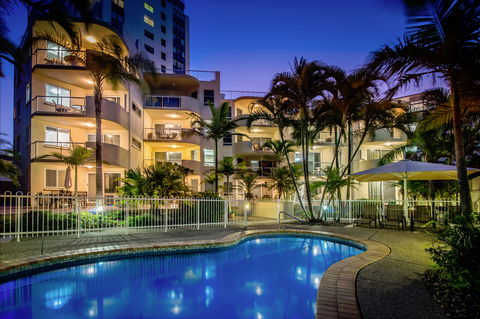 The Burlington Holiday Apartments - Accommodation Ballina 2