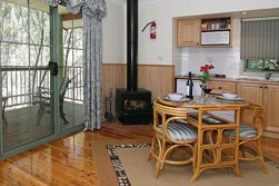 Eagle Hammer Cottages - Accommodation Ballina 5