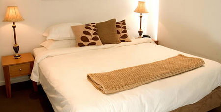 The Victoria Port Fairy - Accommodation Ballina 1