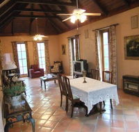 Rose Parterre B  B - Accommodation Ballina