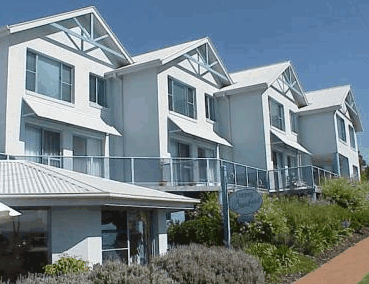 Breakers Apartments Mollymook - Accommodation Ballina 2