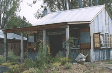 The Slab Hut Samford Art & Craft - Accommodation Ballina 1
