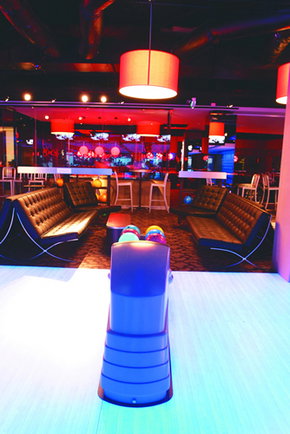 Strike Bowling Bar - Chapel - Accommodation Ballina 3