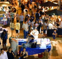 Surfers Paradise Beachfront Markets - Accommodation Ballina